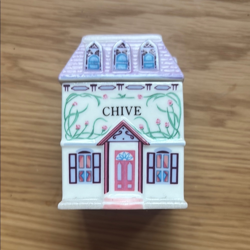 Lenox Spice Village Chive Spice Jar